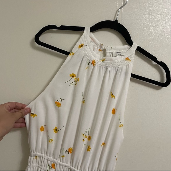 Floral Sleeveless White Dress - Picture 6 of 12